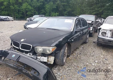 2003 BMW 745Li z USA, uszkodzony, nr VIN WBAGN63463DR09310